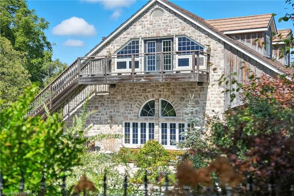 143 East River Road