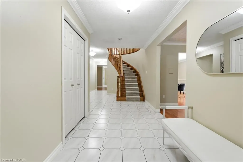 6 Renata Court
