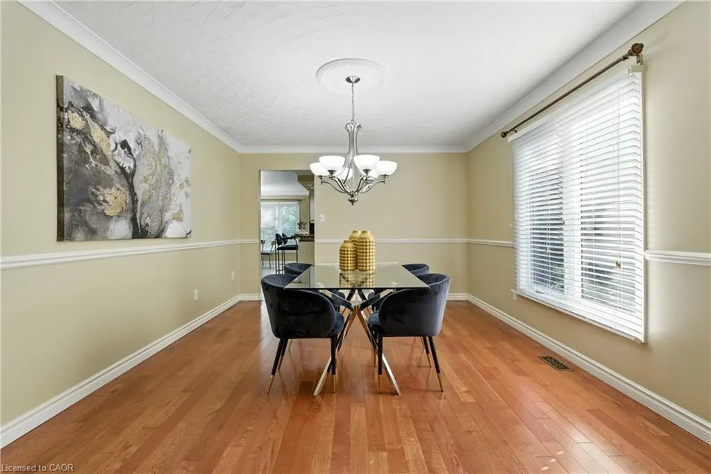 6 Renata Court