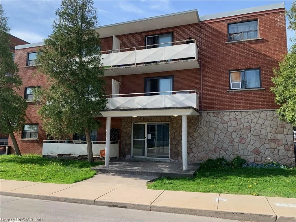 700 Lawrence Road, #305