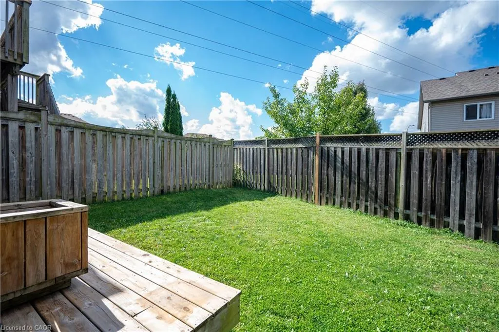 205 Snowdrop Crescent