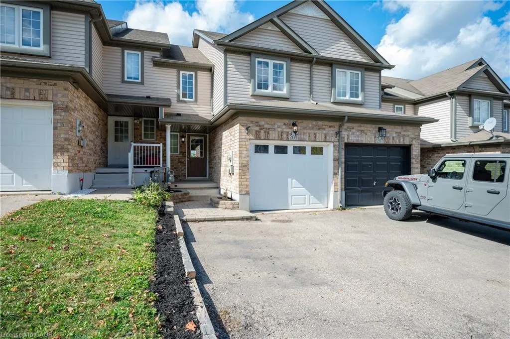 205 Snowdrop Crescent