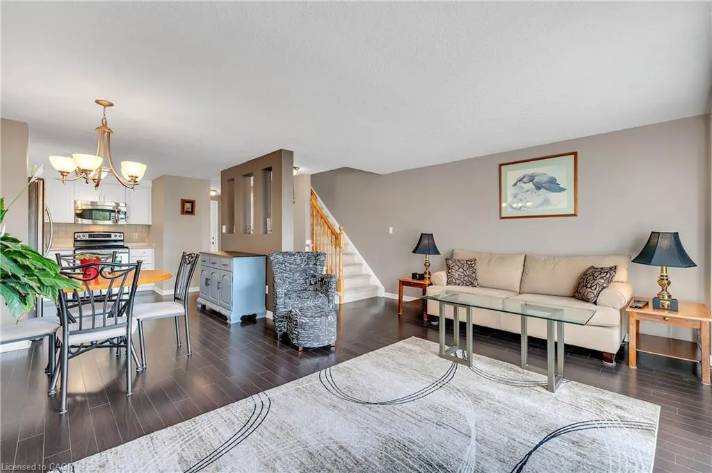 205 Snowdrop Crescent