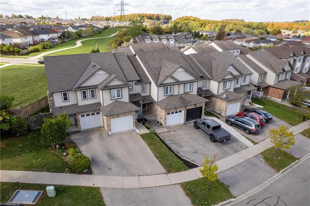 205 Snowdrop Crescent