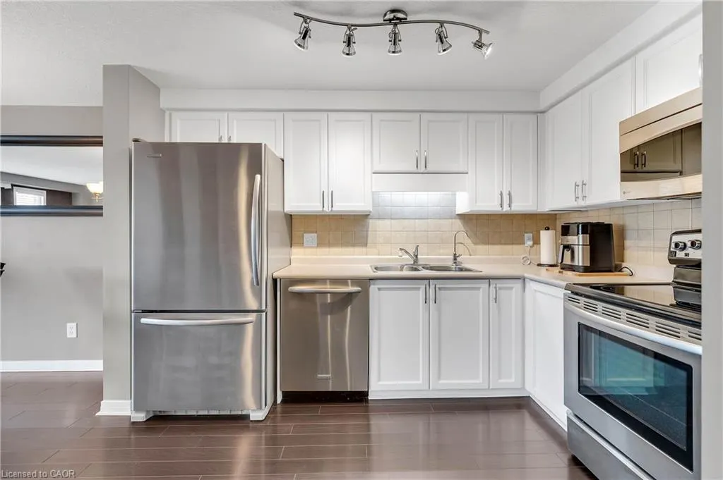 205 Snowdrop Crescent