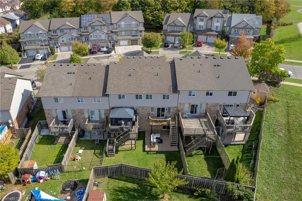 205 Snowdrop Crescent