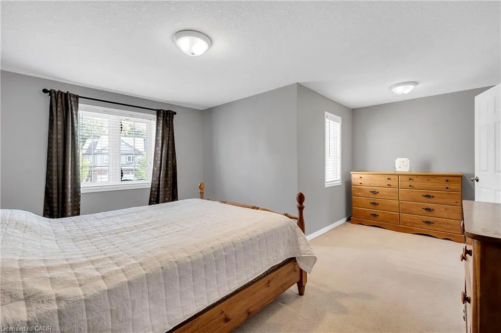 205 Snowdrop Crescent