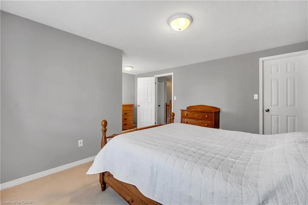 205 Snowdrop Crescent