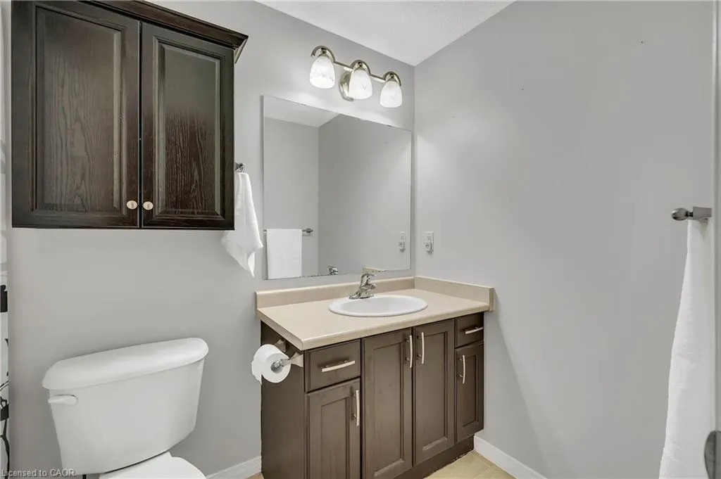 205 Snowdrop Crescent