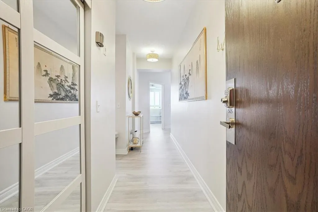 2000 Creekside Drive, #505