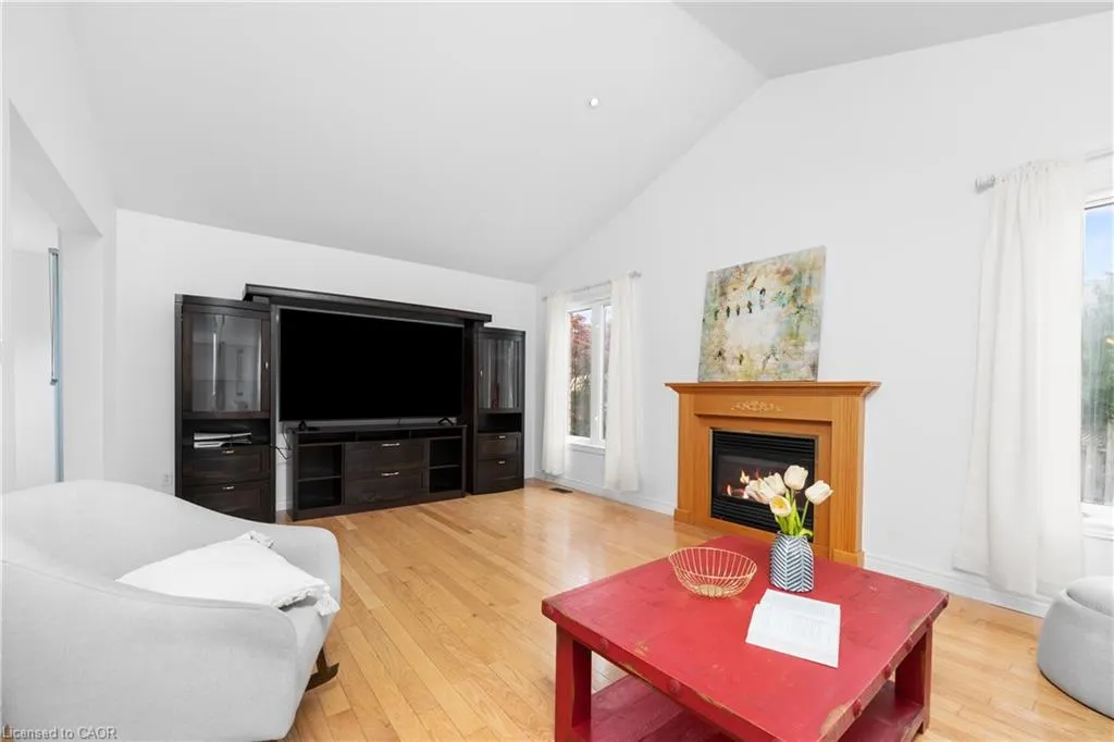 1 Hillcroft Drive
