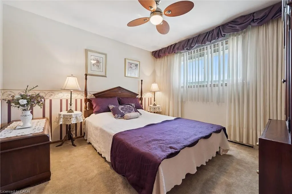 136 Fairway Road N