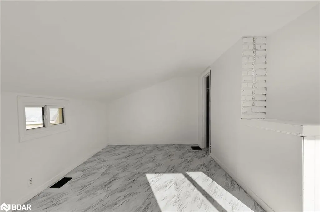 3 Courtland Street