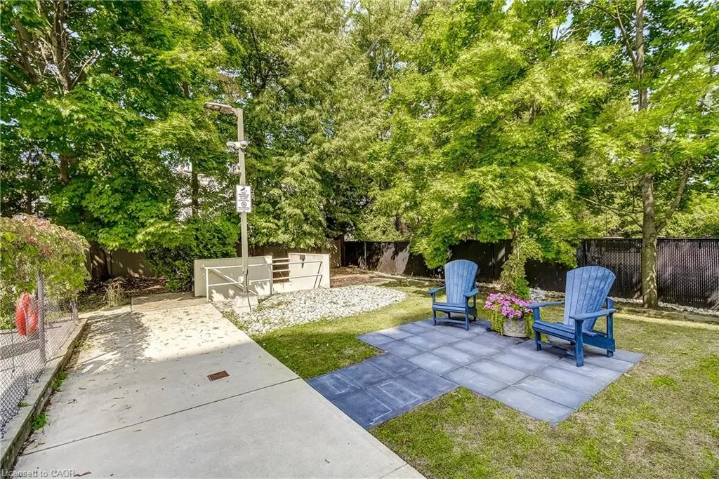 1237 North Shore Boulevard E, #906