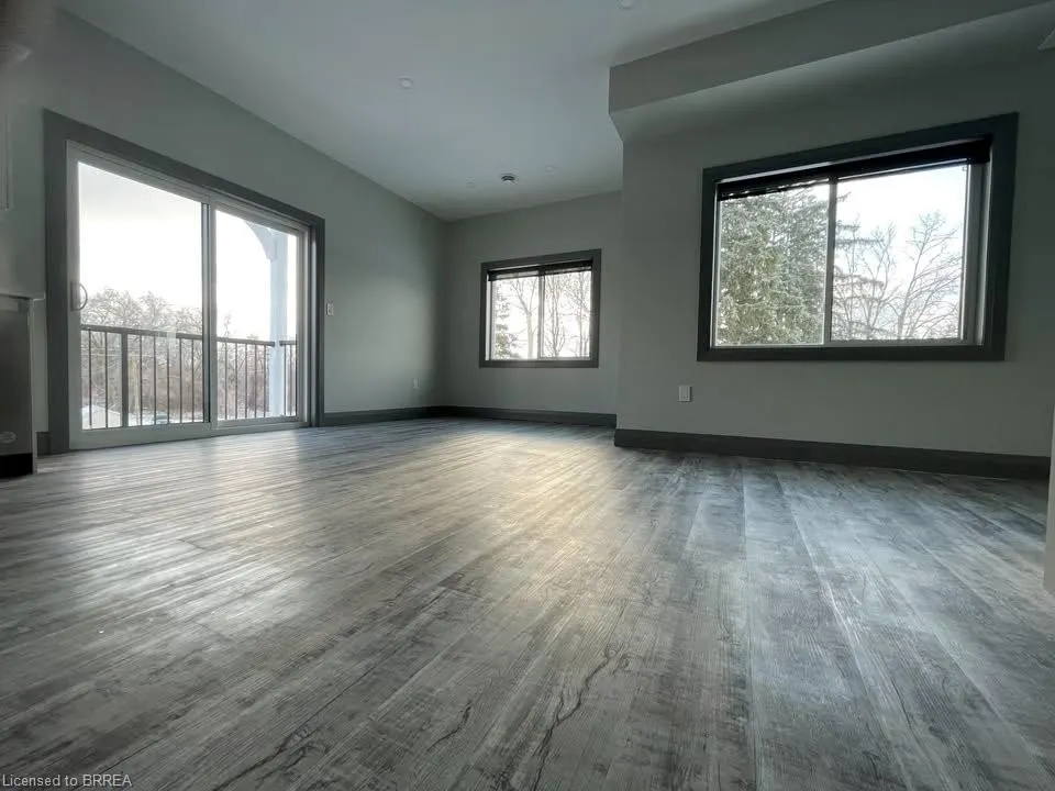 600 Norfolk Street, #301