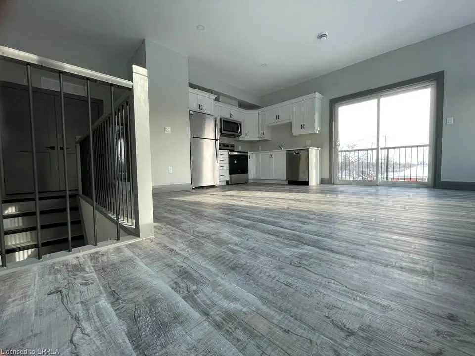 600 Norfolk Street, #301