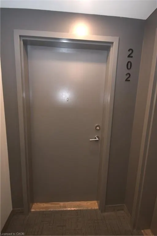 110 Fergus Avenue, #202