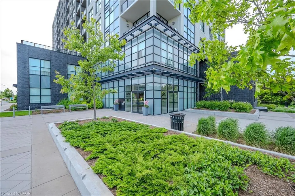 1878 Gordon Street, #1004