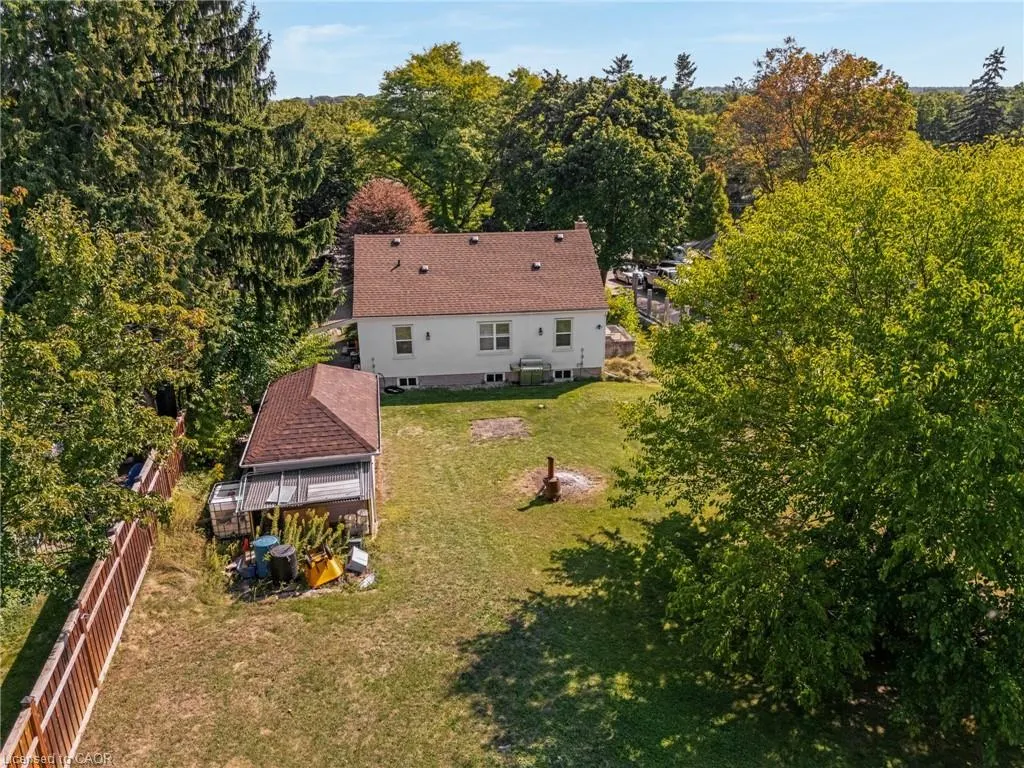 196 West River Road