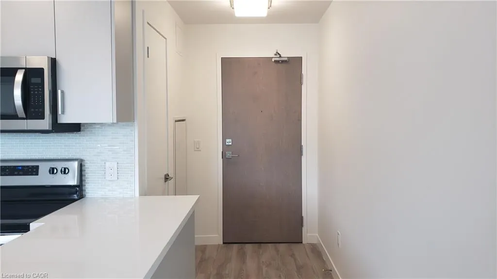 479 Charlton Avenue E, #503