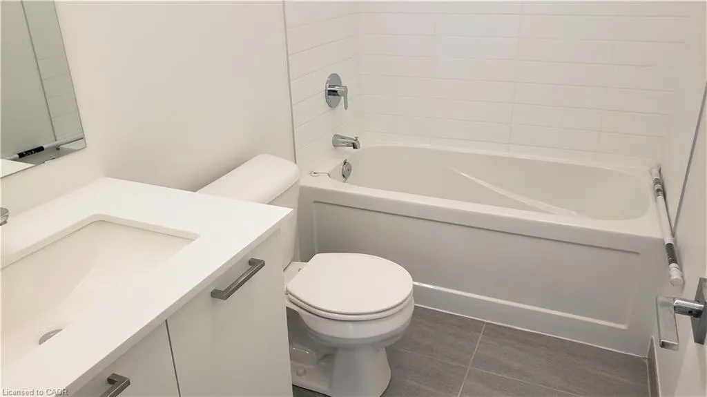 479 Charlton Avenue E, #503