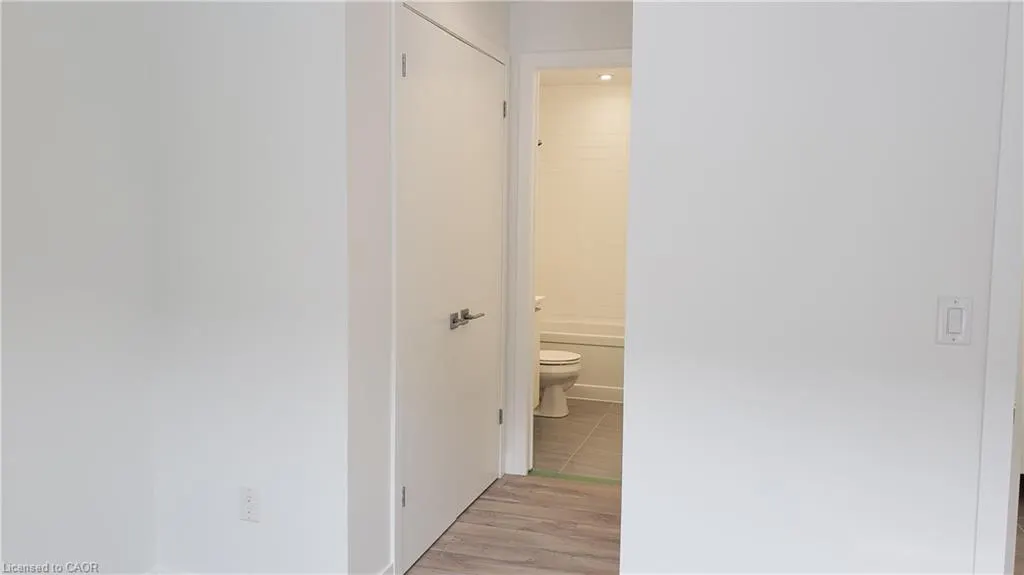 479 Charlton Avenue E, #503