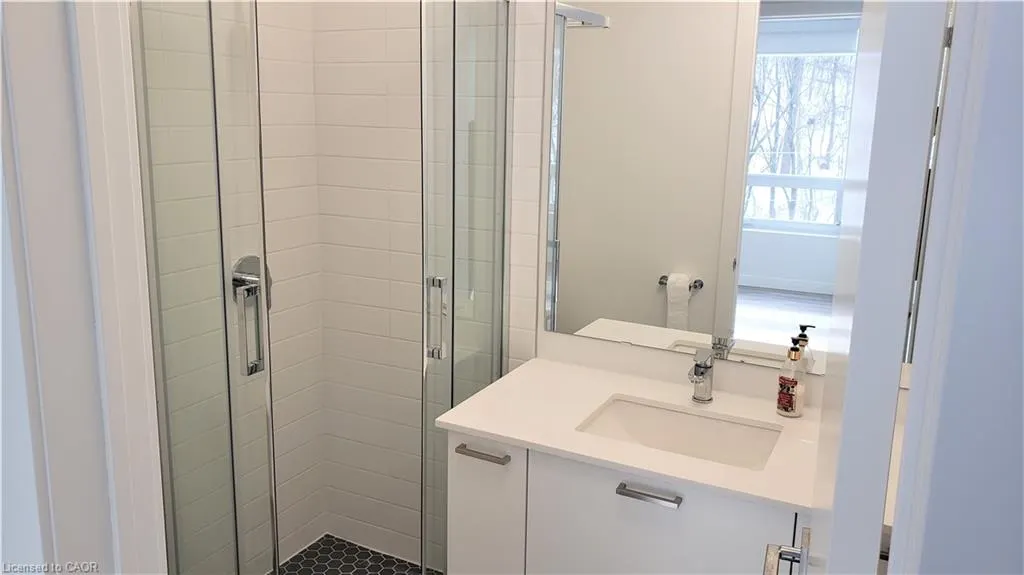 479 Charlton Avenue E, #503