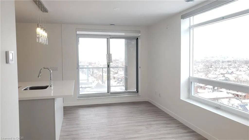 479 Charlton Avenue E, #503