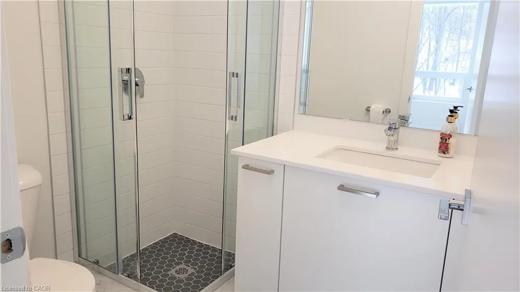 479 Charlton Avenue E, #503