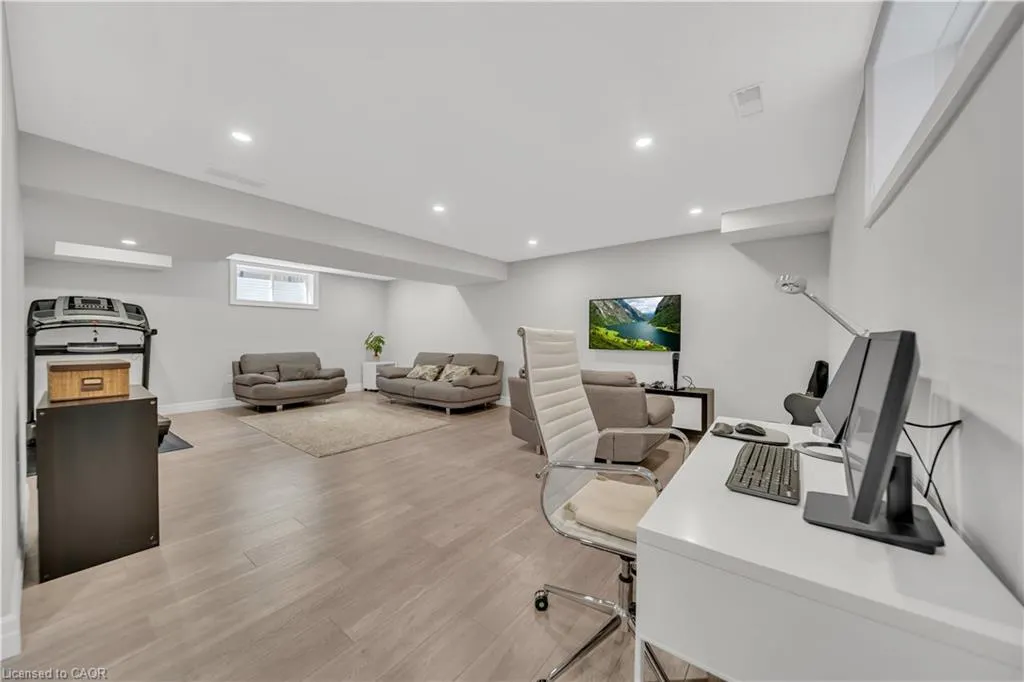 536 Landgren Court