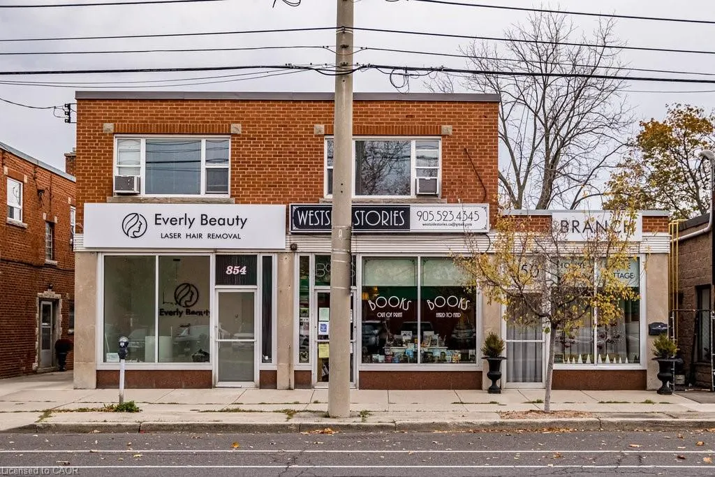858 King Street W