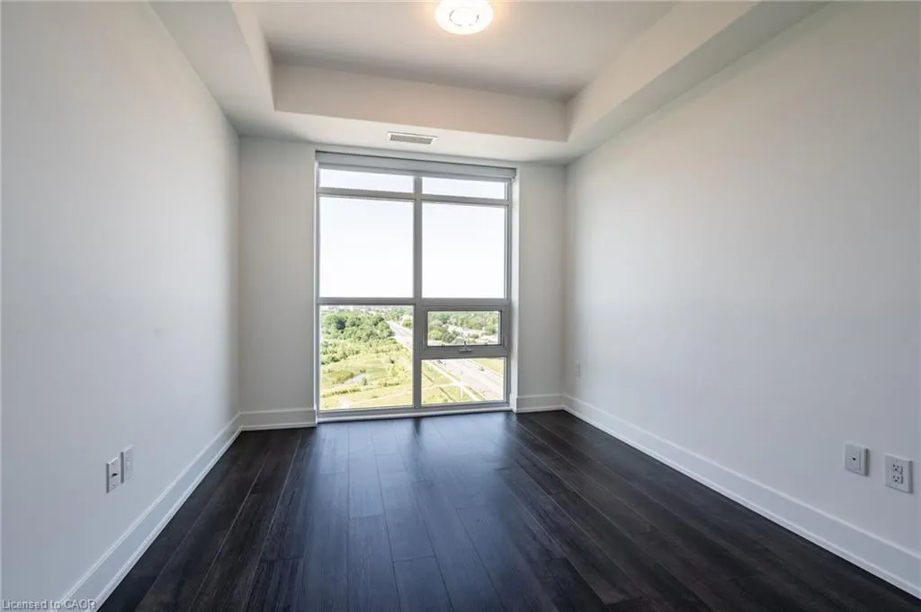 450 Dundas Street E, #1111