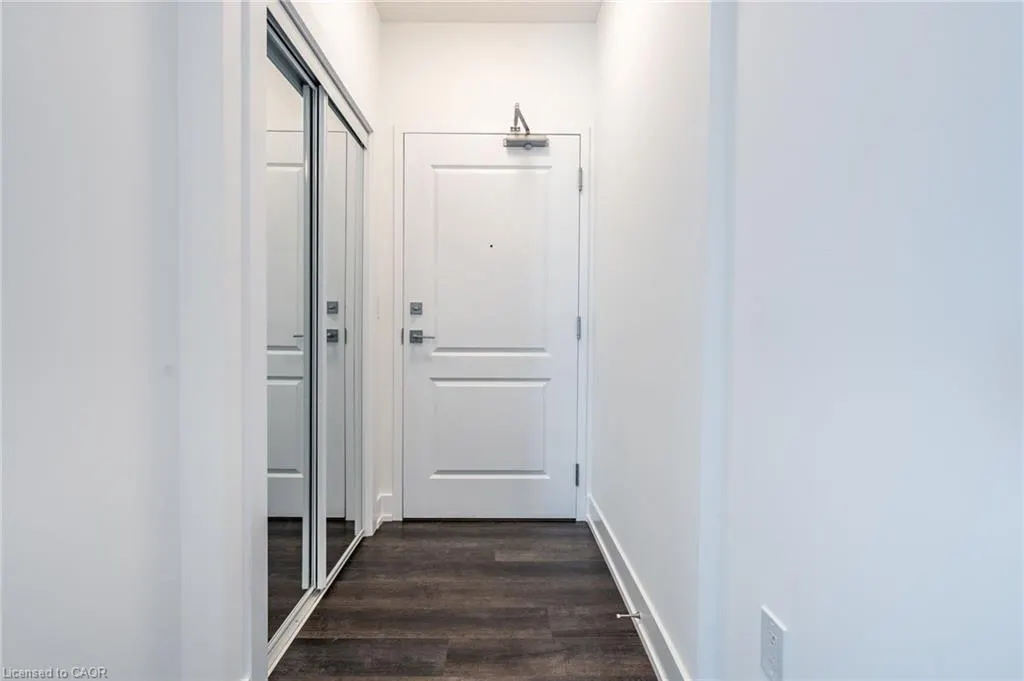 450 Dundas Street E, #1111