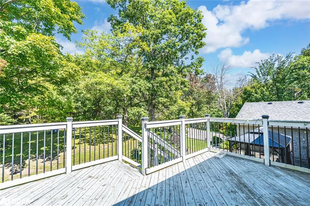106 Musky Bay Road