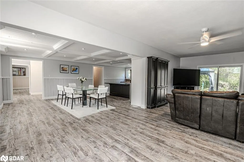 106 Musky Bay Road