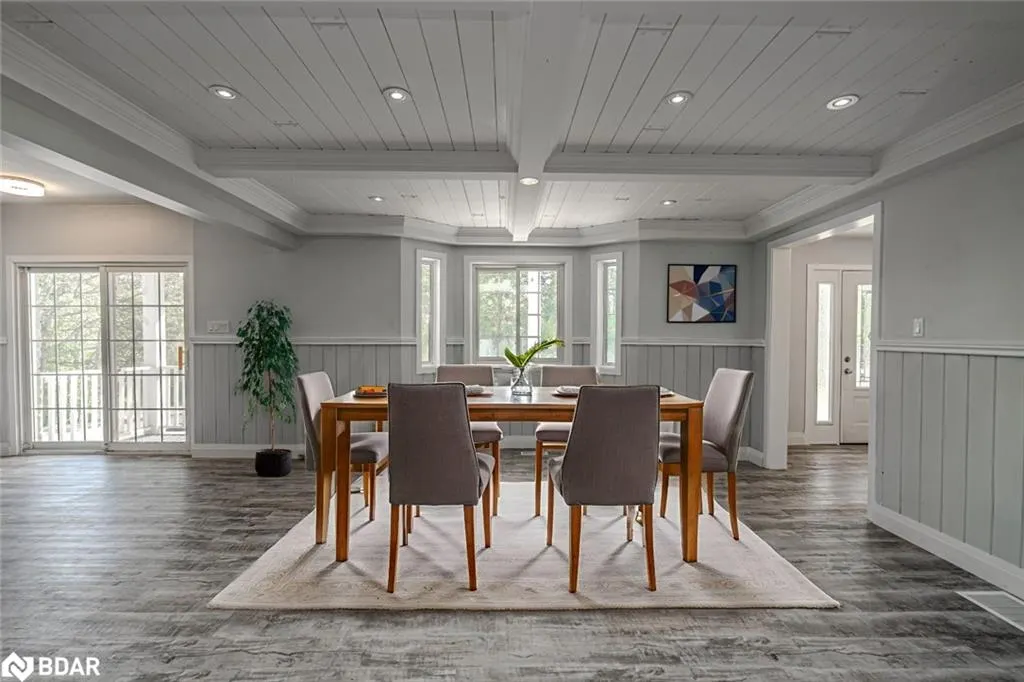 106 Musky Bay Road