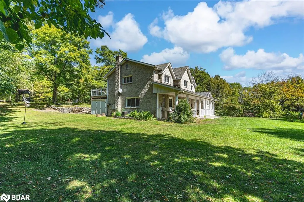 106 Musky Bay Road