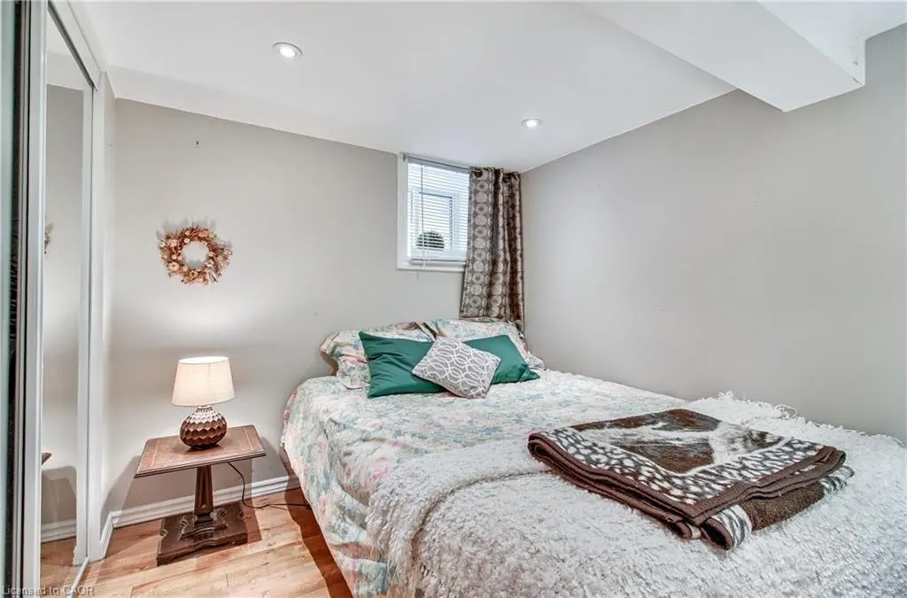 204 Herkimer Street, #4