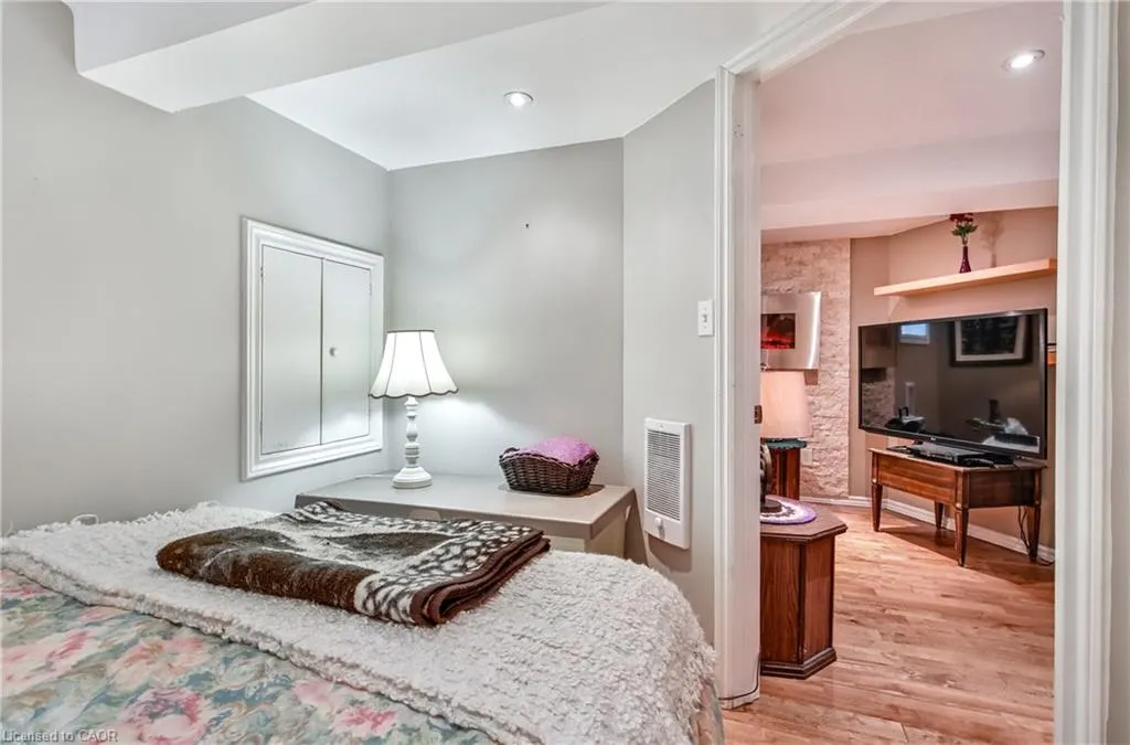 204 Herkimer Street, #4