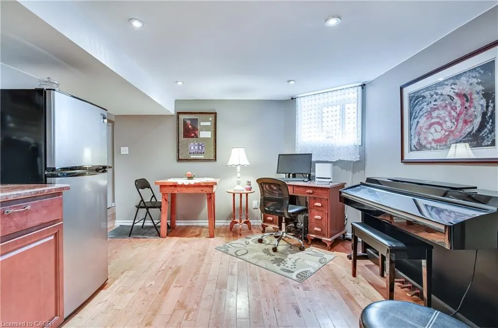 204 Herkimer Street, #4
