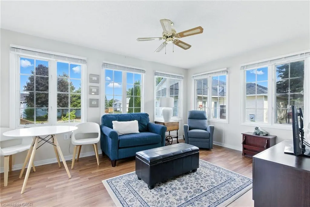 360 Silverbirch Boulevard
