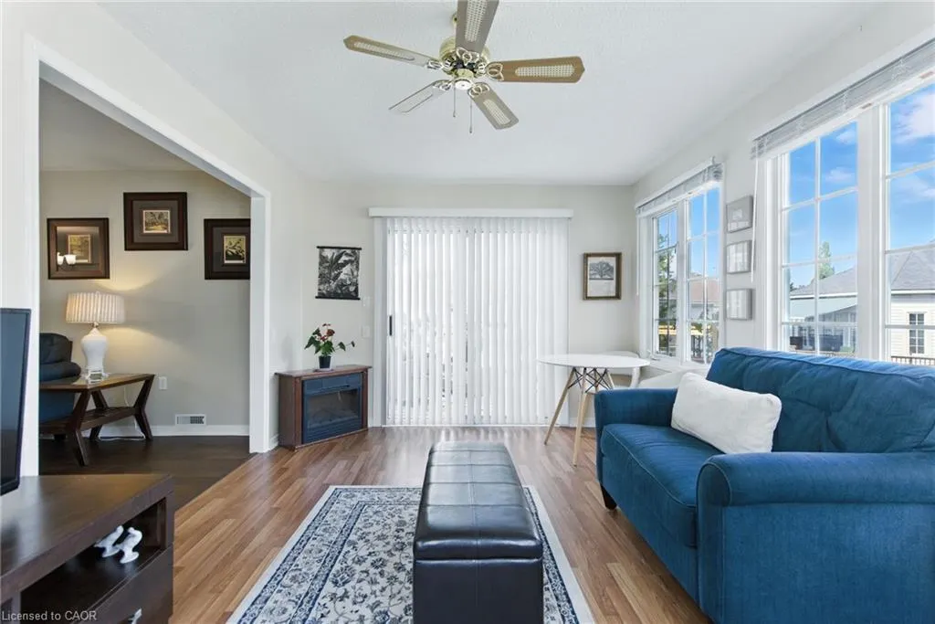 360 Silverbirch Boulevard