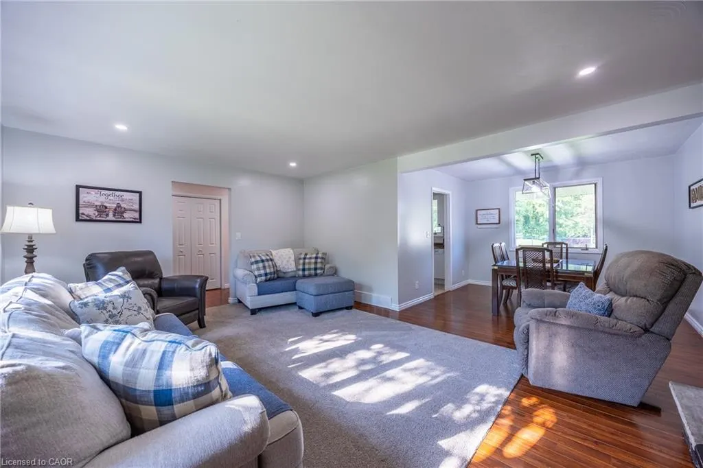 20 Sheridan Boulevard