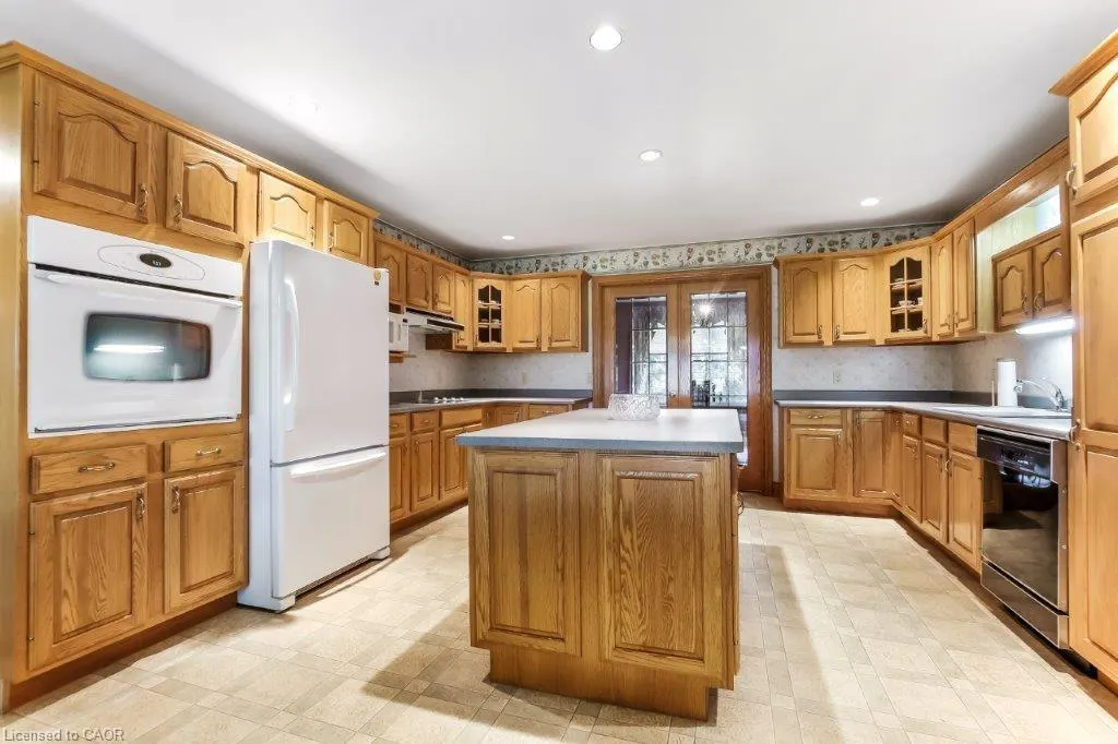1347 Windham Road 10