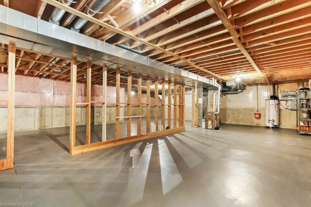 1347 Windham Road 10