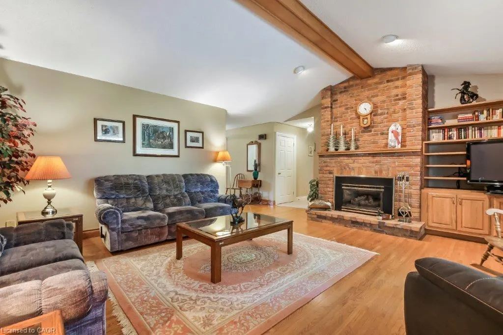 1347 Windham Road 10