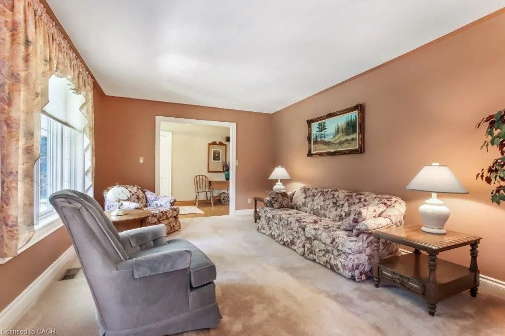 1347 Windham Road 10