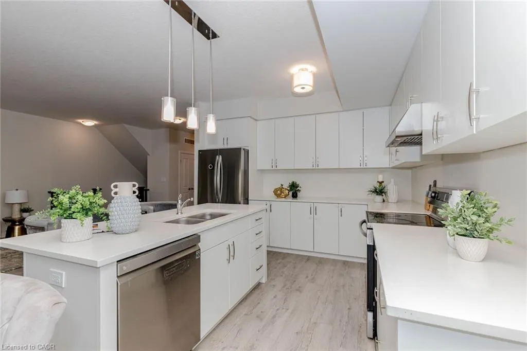 124 Seabrook Drive, #3