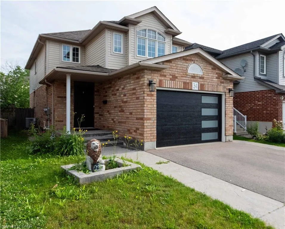 34 Peach Blossom Crescent, #2