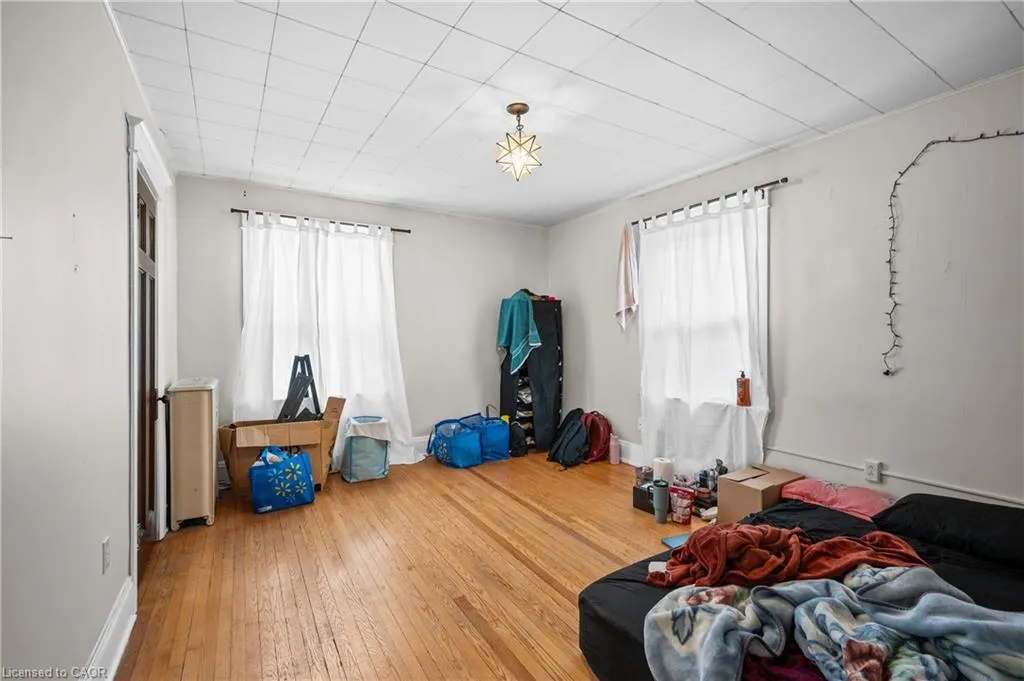 49 Proctor Boulevard